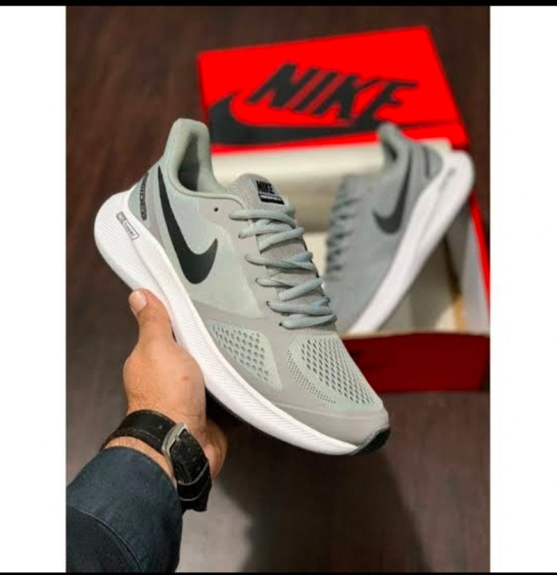 Nike GUIDE E 10