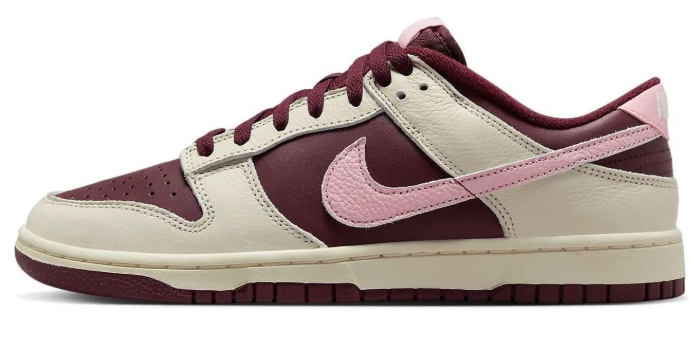 Nike Dunk Low Premium 'Valentine's Day 2023' DR9705-100