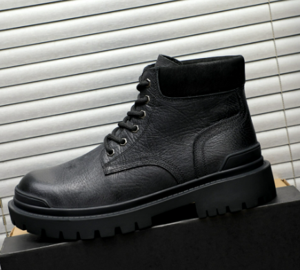 UGG Men's Black Leather Lace-Up Ankle Boot