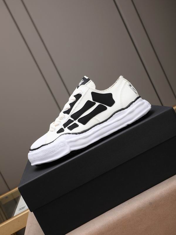 Amiri x Maison Mihara Yasuhiro Low-Top Sneaker – White / Black