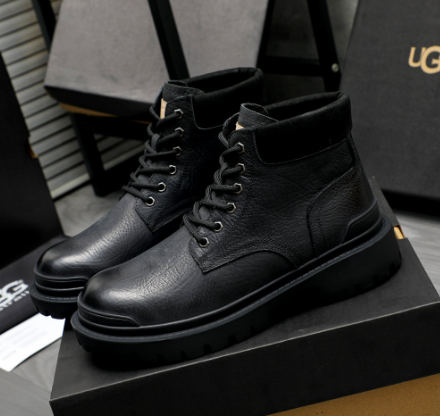 UGG Men's Black Leather Lace-Up Ankle Boot