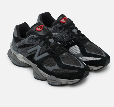 New Balance 9060 'Triple Black' | Chunky Lifestyle Sneaker